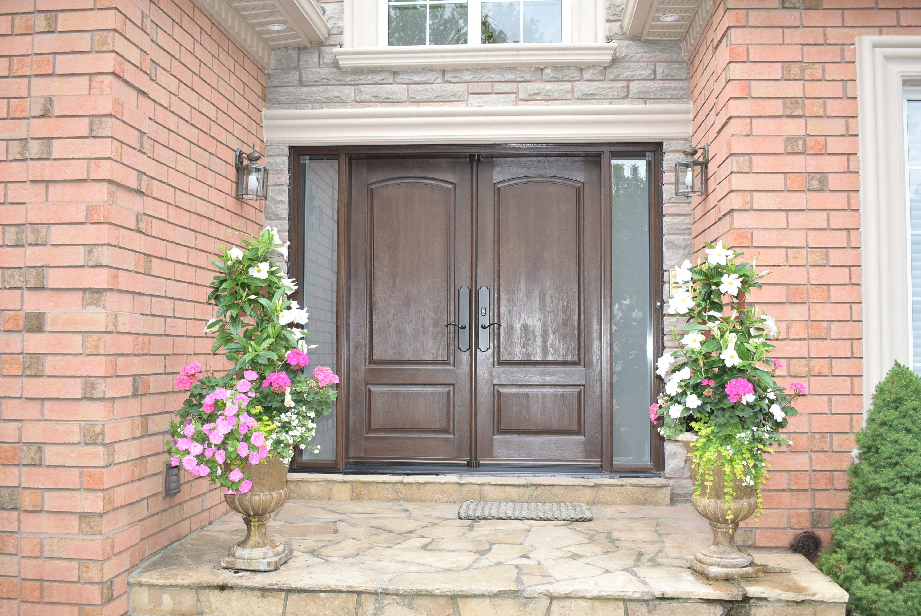 Fiberglass door Brampton ON