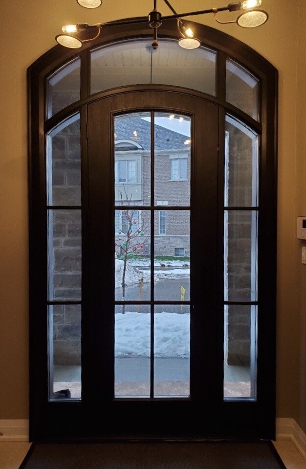 Arch door with arched transom