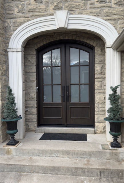 Double Arched fiberglass door in Richmond Hill